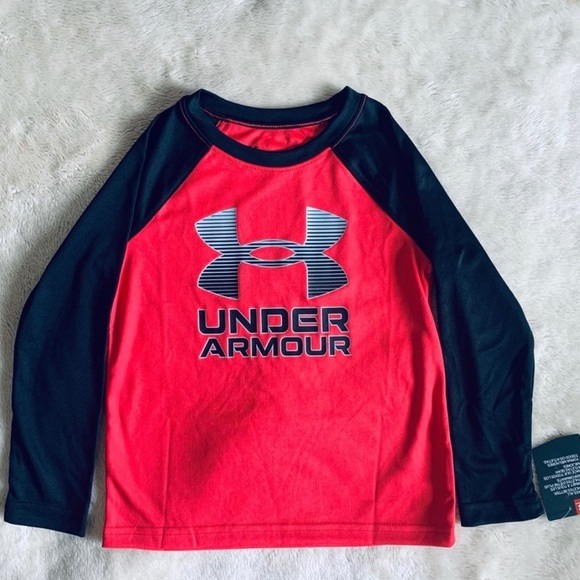 Under Armour Long Sleeve Dri-fit Size 4 - Picture 2 of 7
